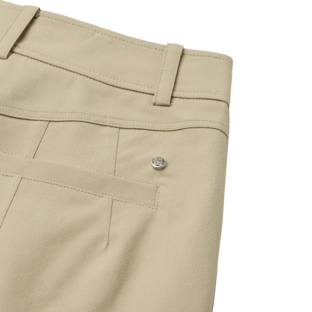 ESSENTIAL SHORTS 女士 高爾夫短褲